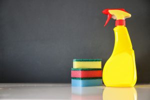 jak efektywnie sprzątać mieszkanie?